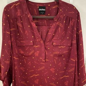 Torrid Harry Potter exclusive Gryffindor 3/4 sleeve top